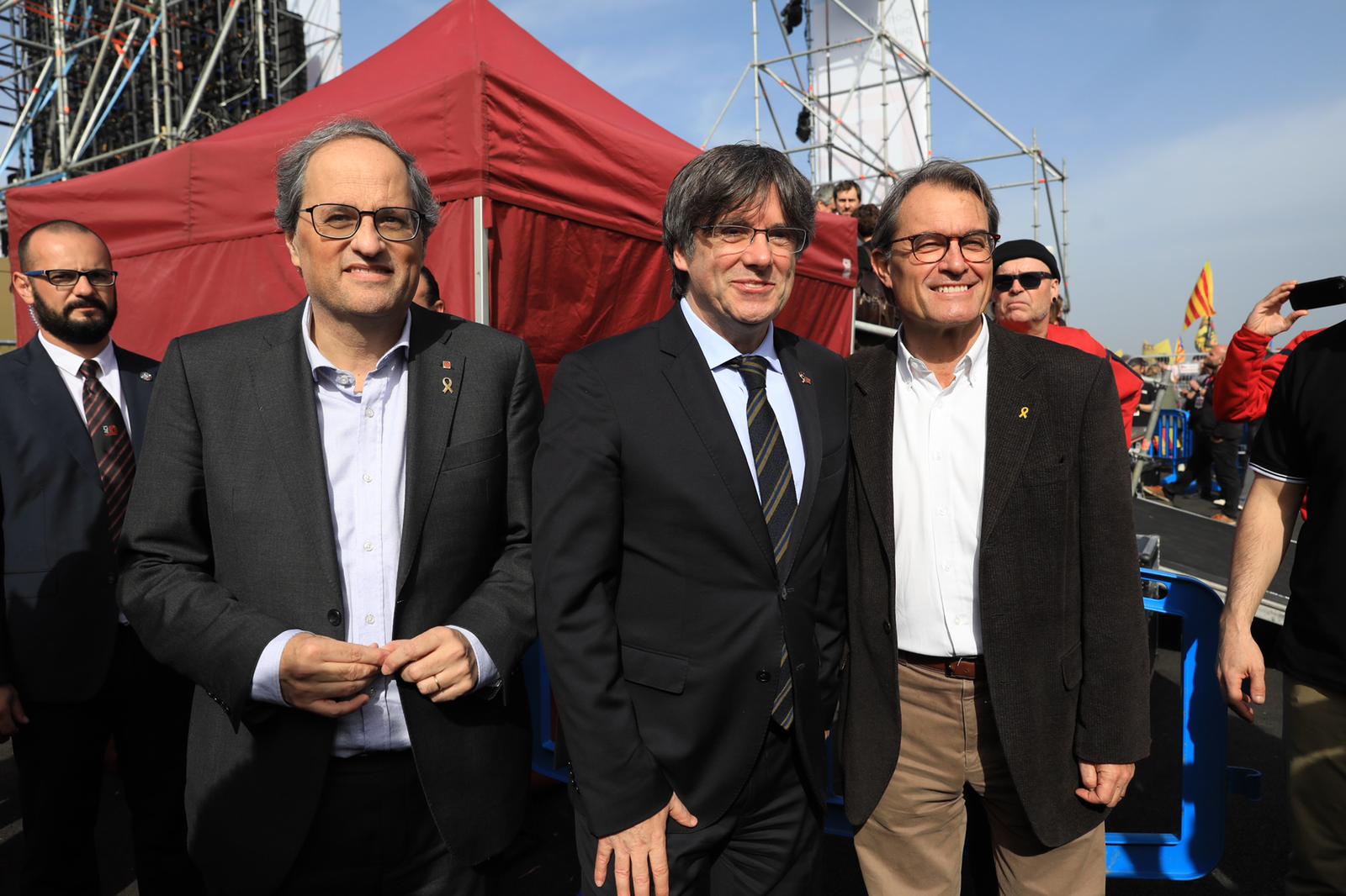 Els Presidents Quim Torra, Carles Puigdemont i Artur Mas